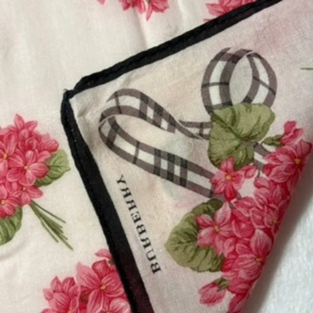 Vtg BURBERRY Scarf Handkerchief Floral Hydrangea Pink Cream Green 19